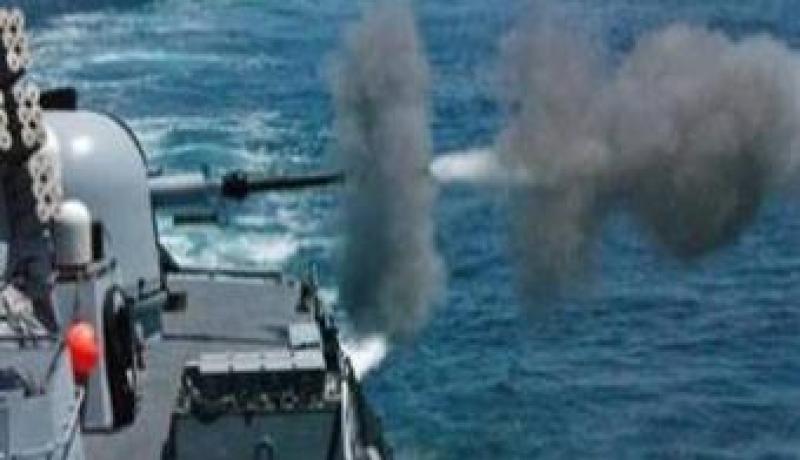 زوارق حربية إسرائيلية تطلق النار على زوارق صيادين فلسطينيين قبالة بحر غزة