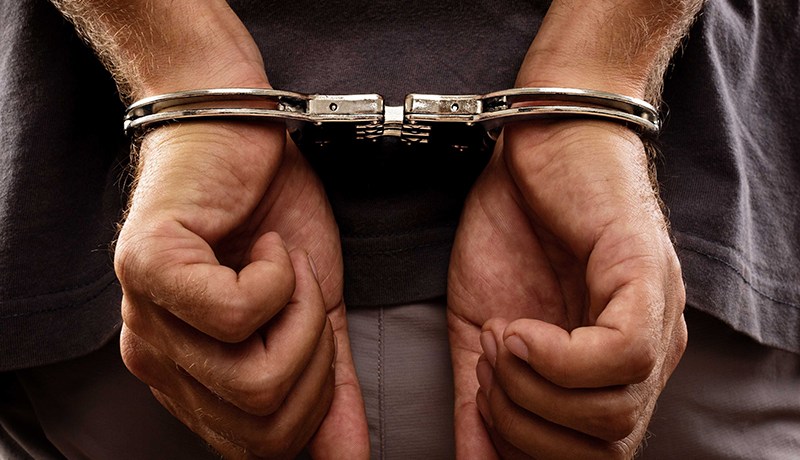 شاب يتنكر في جلباب ويتنقل بين الحمامات لتسجيل فيديوهات لنساء عاريات في العاصمة