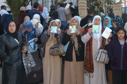 سبعة آلاف ضحية إرهاب تستنجد بالشلف وتهديد بالإضراب عن الطعام