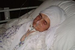 الحاجة خديجة تعود إلى الجزائر بعد سنة من العلاج في السعودية