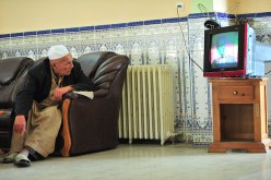 دخول دار العجزة.. «بالدراهــم»