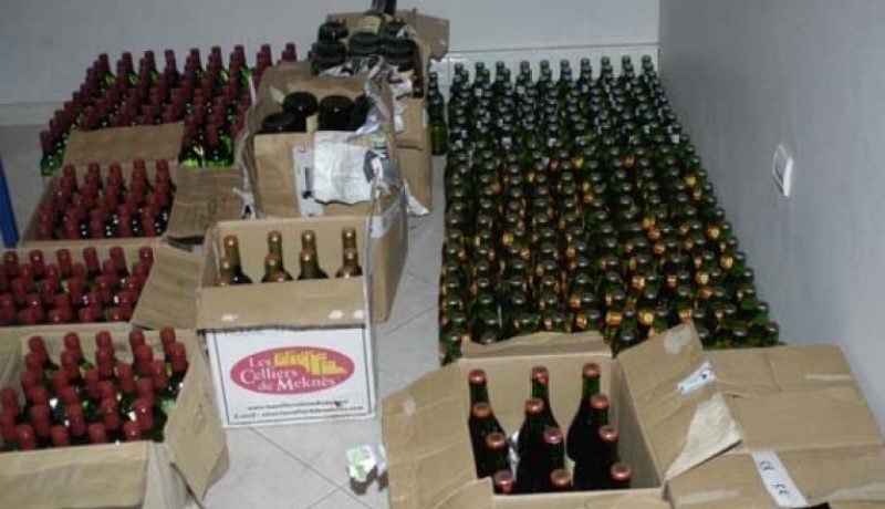 توقيف 4 اشخاص وحجز أكثر من 400 قارورة خمر بتيارت
