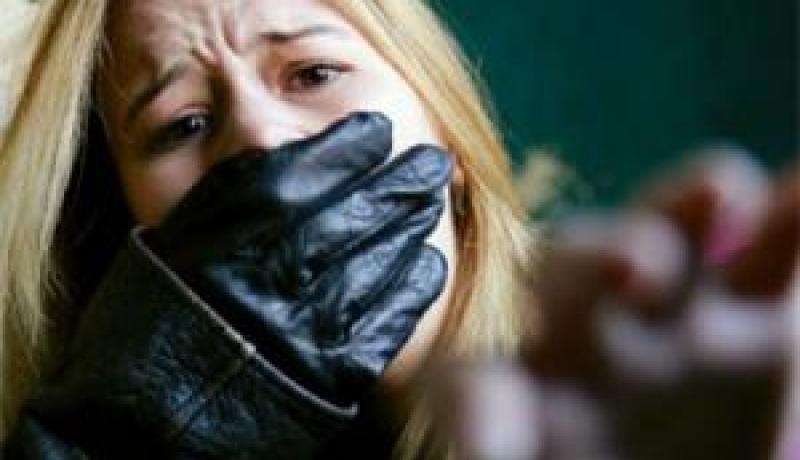 شبان‮ ‬يختطفون فتاة،‮ ‬يغتصبونها ويتاجرون في‮ ‬جسدها طوال ثلاثة أيام في‮ ‬قسنطينة‮ ‬