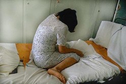 شاب‮ ‬يكمم فم خادمة ويغتصبها بوحشية تحت التهديد بالسكين في‮ ‬العاصمة