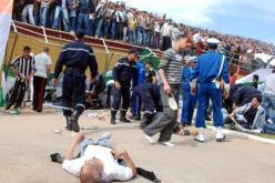 المباراة توقفت في الد 61 وأعمال شغب في ملعب 1 نوفمبر