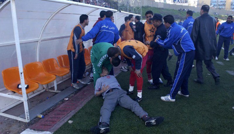 مظاهر العنف في ملاعبنا – لقطة من ملعب القبة