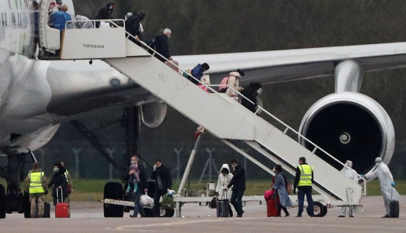  فيروس كورونا يتسبب في تراجع إيرادات شركات الطيران