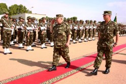 الفريق قايد صالح في زيارة عمل وتفتيش إلى الناحية العسكرية الثانية بوهران