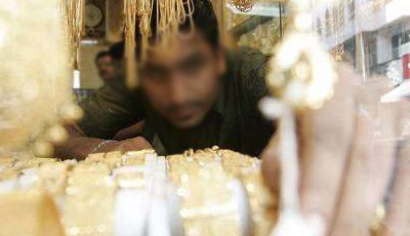 أبكم ضمن عصابة للسطو على محلات المجوهرات