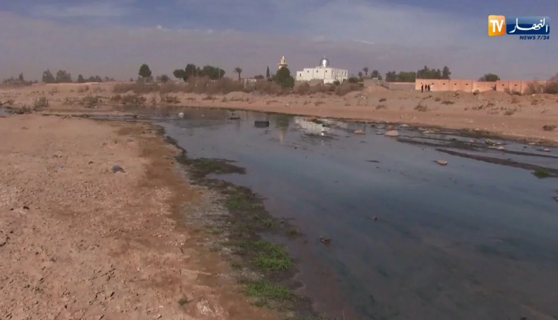 الجلفة: خطر تدفق المياه القذرة بمجرى وادي مسعد يهدد سكان قرية الزاوية الطاهيرية