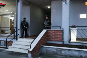 إيطاليا: مدينة ماسيرتا تحت الصدمة.. وشبح العنصرية يخيم على البلاد