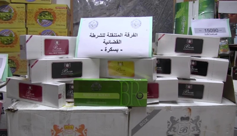 بسكرة: حجز أكثر من 11 ألف علبة سجائر مهربة و 15 ألف كيس شمة مقلدة