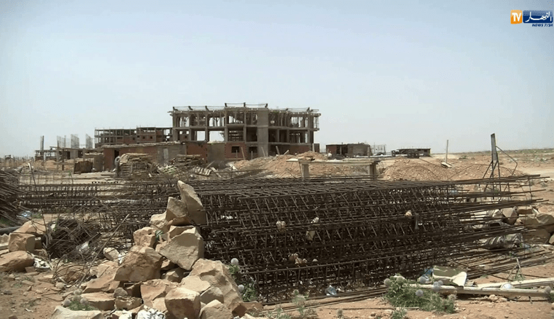 البيض: وتيرة بطيئة في إنجاز عديد المشاريع.. والمواطن بإنتظارها لفك العزلة عنه