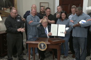 الو م أ: قلق من حرب تجارية دولية إنتقاما من قرار ترامب حول الصلب والألمنيوم