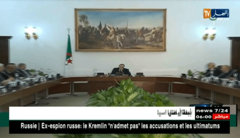 رئيس الجمهورية يترأس إجتماعاً لمجلس الوزراء لدراسة ومناقشة العديد من النقاط.. التفاصيل