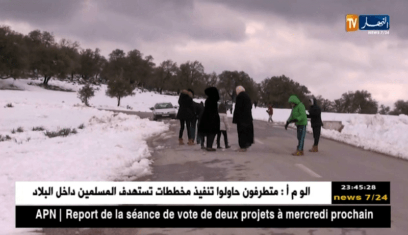 قالمة: الثلوج تغطي جبال ماونة وسط فرحة السكان