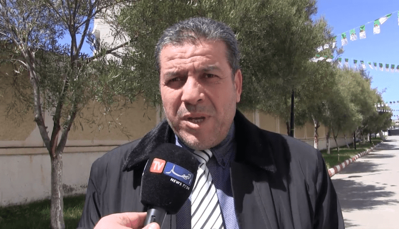 برج بوعريريج: الطاقة الشمسية كبديل في الإنارة العمومية ببلدية الياشير