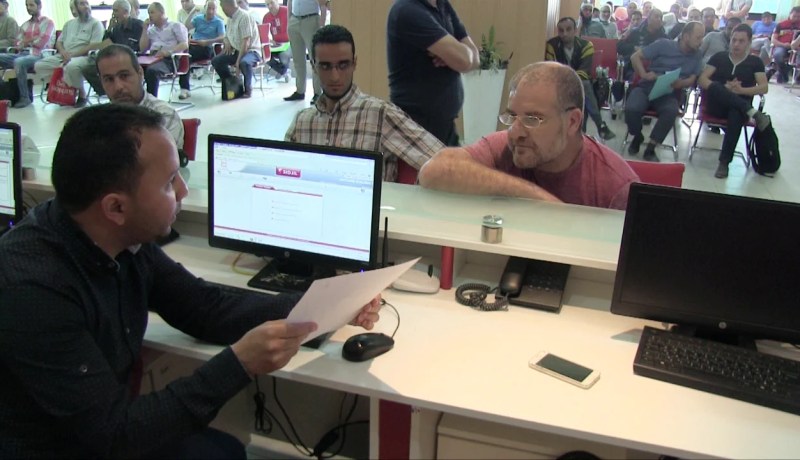 تجارة: السجل التجاري الإلكتروني.. هل يقضي على تجاوزات التجار