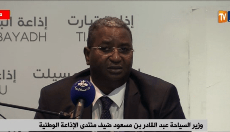 بن مسعود : الجزائر آمنة وسيتم تطوير السياحة الصحراوية