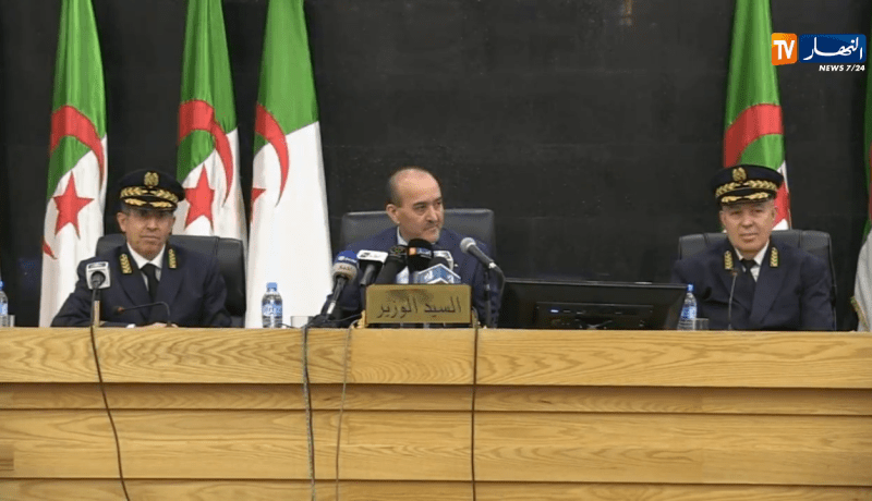 وزير الداخلية يشرف على تنصيب والي عنابة