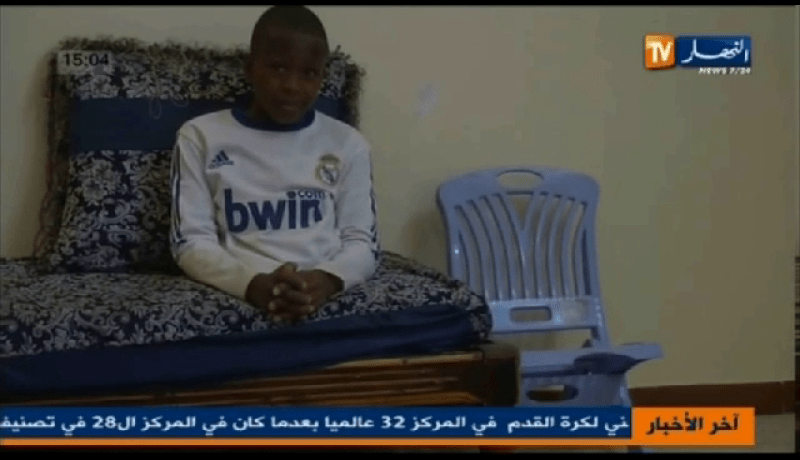 حفيان محمد يحدى صعوبات الحياة رغم بتر نصف جسمه