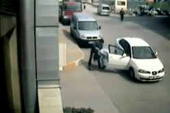 فيديو لرجل يثبت رجولته على إمرأة في قسنطينة