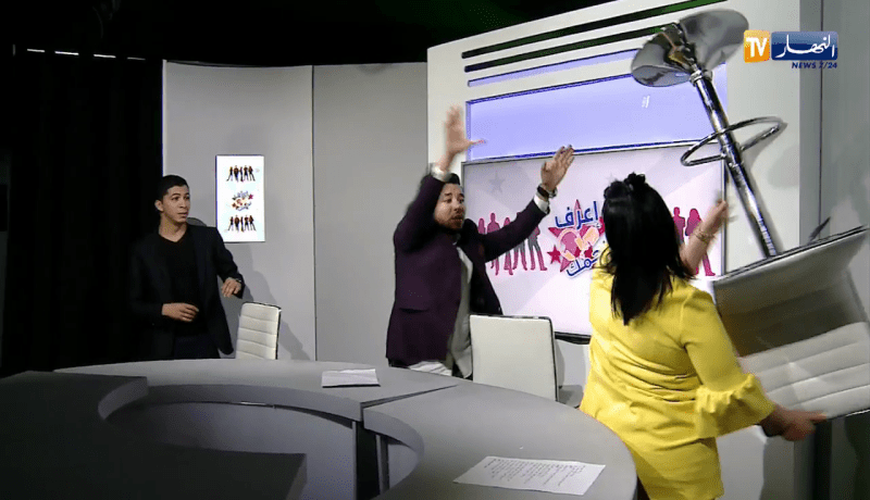 نشر فضائح النجوم عبر جريدة النهار.. في مقلب كاميرا كاشي قوية