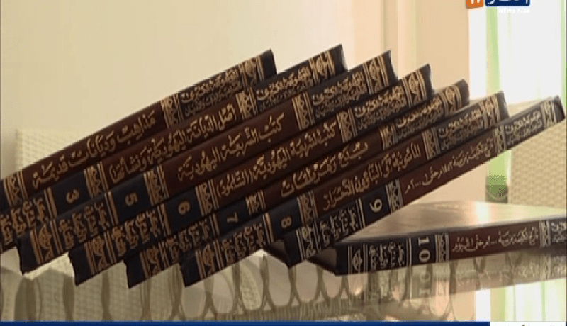 رعايا سوريون يروجون كتب تمجد النصرانية واليهودية في الجزائر