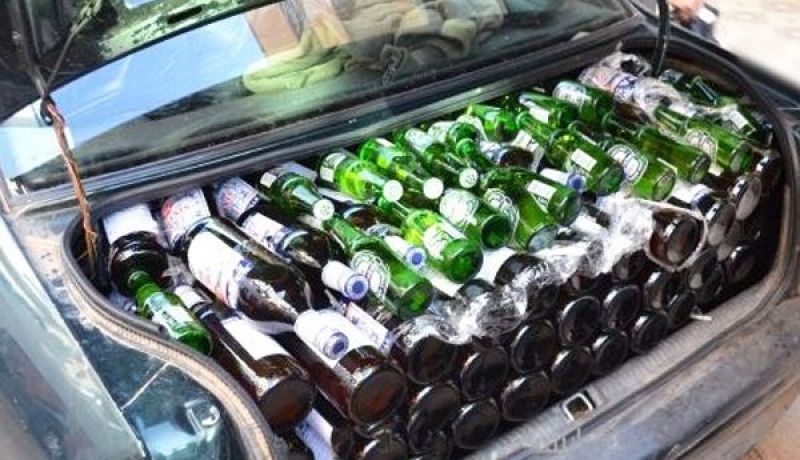 توقيف شخص وحجز أزيد من 1600 قارورة خمر بمعسكر