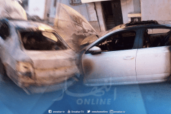 بالصور..إحتراق سيارة مدير الخدمات الجامعية في ظروف غامضة ببرج بوعريريج