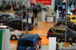 اثراحتجاج برلمانيي الجنوب عليها … أويحيى يعد بإعادة النظر في الرسوم الضريبية المفروضة على السيارات الجديدة