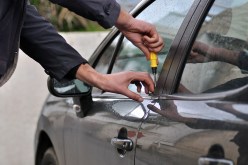 الاطاحة بشبكة تستخدم موقع واد كنيس للنصب و سرقة المركبات في وهران