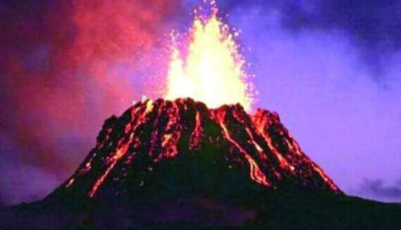 بركان إيسلندا يعود للثوران من جديد