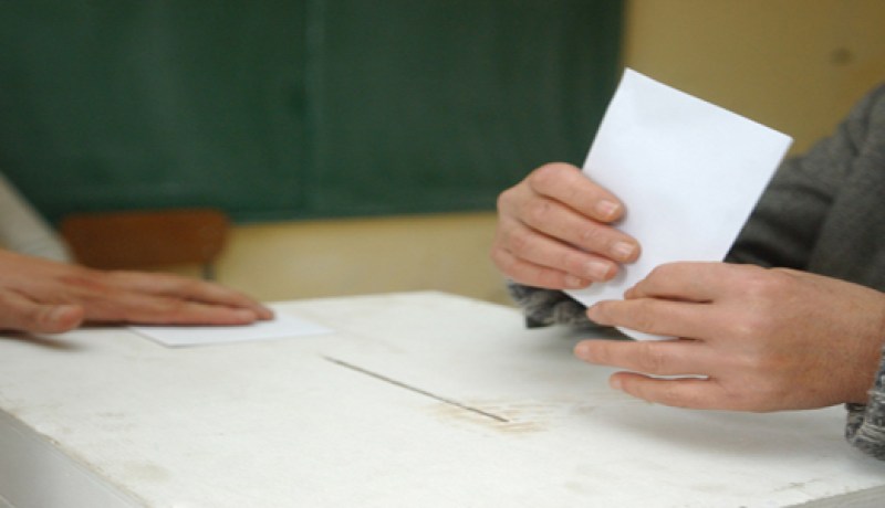 عندما يخاف الكبار من الصغار..