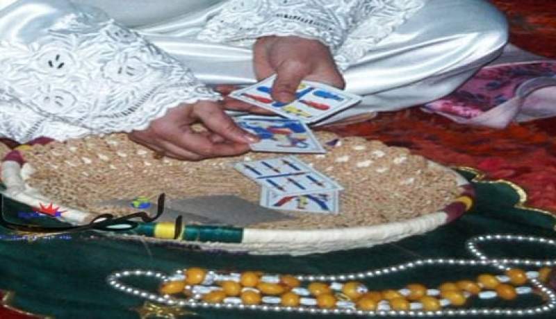 عجوز تعترف بممارسة الشعوذة باستعمال ماء غسل الموتى وتراب القبور في الرغاية 