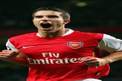 فان بيرسي يقود ارسنال لانتصار كبير على بلاكبيرن في دوري انجلترا