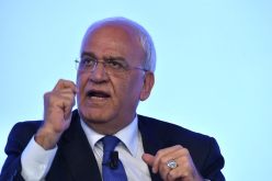 عريقات يطالب الاحتلال بالافراج عن  جثامين الشهداء الفلسطنيين