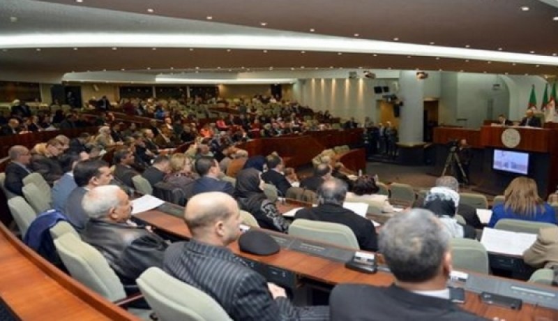 606 نائب برلماني يكبّدون الخزينة خسائر بـ125 مليار سنتيم