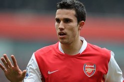 رابطة الصحافيين تختار فان بيرسي أفضل لاعب في انكلترا