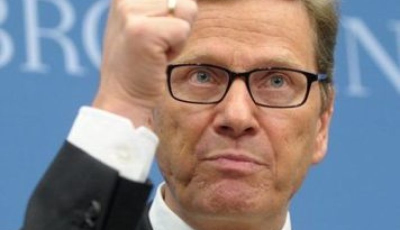 المانيا تطرد 4 موظفين في السفارة السورية في برلين