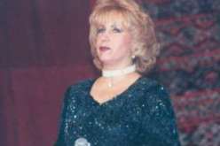 أغني أكثر في الخارج لأننا مهمشين في الداخل