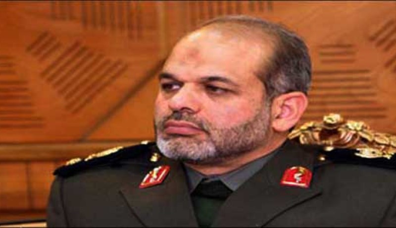 إيران تعلن أنها أنتجت ذخائر توجه بالليزر