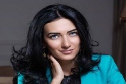 بالصور أجمل وزيرة في العالم تشعل مواقع التواصل