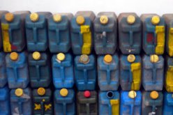 حرس الحدود تحجز 4200 لتر وقود مهرب ببوكانون في تلمسان