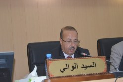 والي باتنة يعرض الحصيلة التنموية للولاية