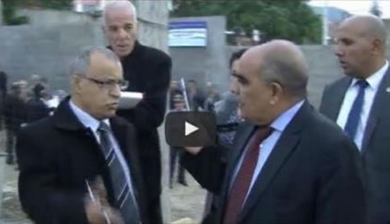 شاهد اخر خرجة لوالي بجاية ماجيتش ندير سينما هنا لا اخلاق ولا تربية