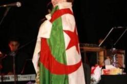 وردة:'' لا أنحاز للخضر أو الفراعنة.. وسأصلي لتنتهي المباراة بسلام''