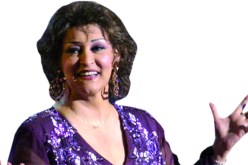 فيديُو لوردة الجزائرية تُغني‮ ‬فيه أمام مُبارك ورُموز نظامه‮ ‬يُثير جدلا على الأنترنت‮‬