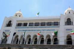 والٍ بالعاصمة ضحية عصابة لسرقة السيارات يقودها إبليس