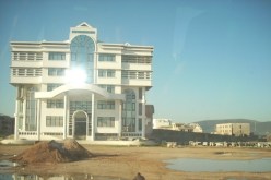 غرفة الإتـهام بالمحكمة العليا تحيل قضية والي الطارف السابق على جنايات العاصمة